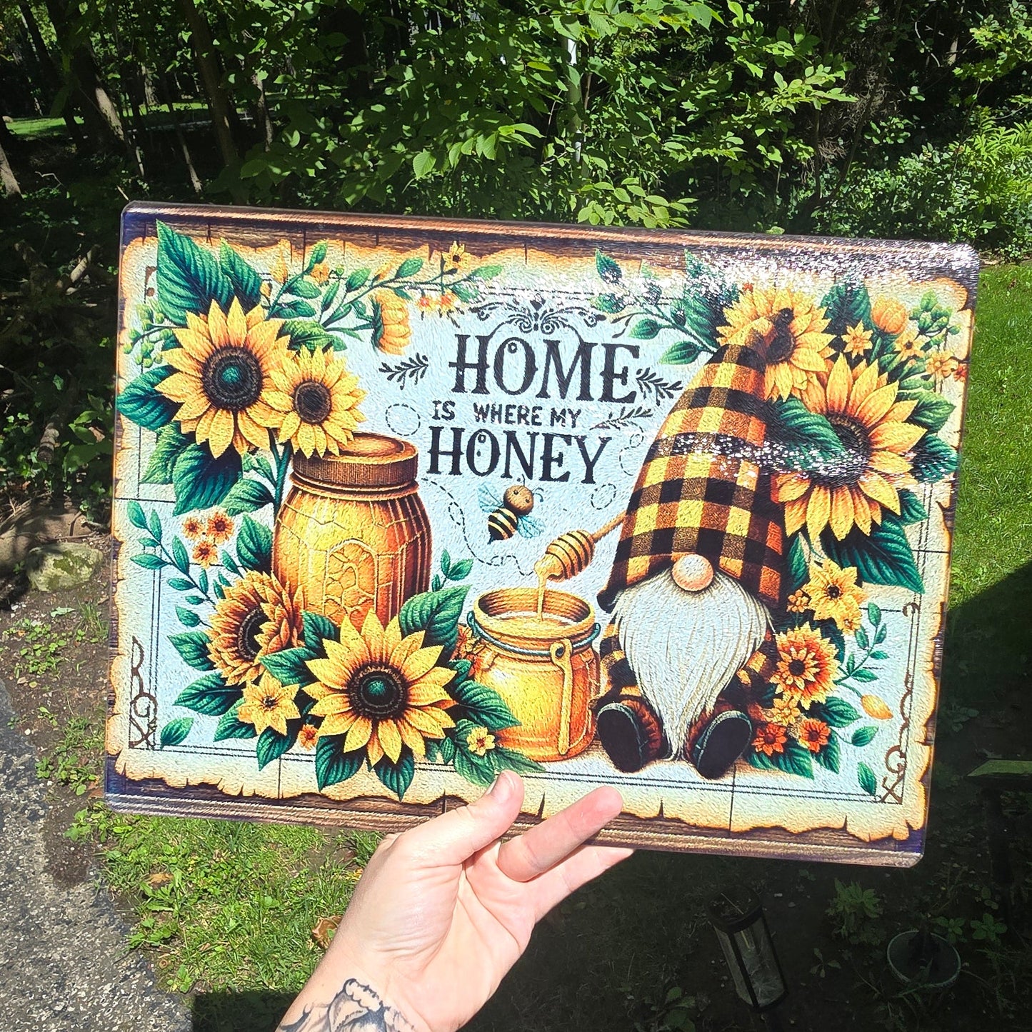 11x15 Glass Cutting Board- Honey Bee